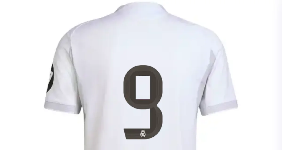 El Real Madrid se vuelve a quedar sin ‘9’ La camiseta del Real Madrid con el dorsal 9