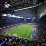 El Santiago Bernabéu sigue innovando: nuevo juego de luces en la previa del partido