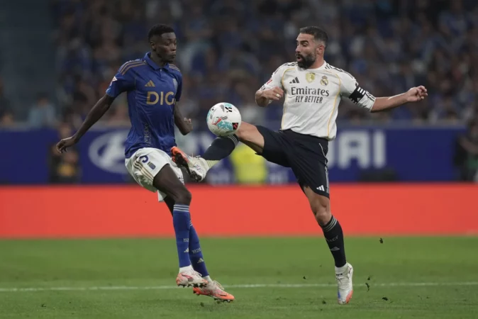Carvajal se gana el puesto con Xabi Alonso