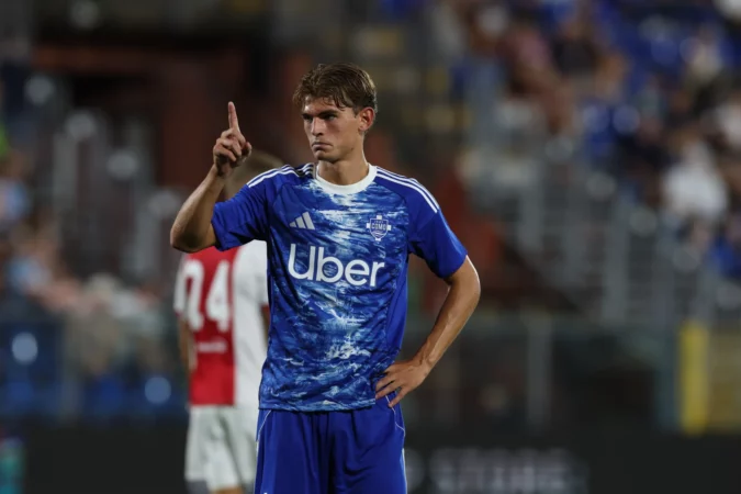 Info MR | El Como aceptaría 70 millones por Nico Paz: el jugador y el Real Madrid deciden su futuro Info MR | El Como aceptaría 70 millones por Nico Paz: el jugador y el Real Madrid deciden su futuro