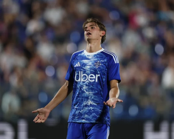 Nico Paz y el Real Madrid: un regreso que tendrá que esperar Nico Paz y el Real Madrid: un regreso que tendrá que esperar