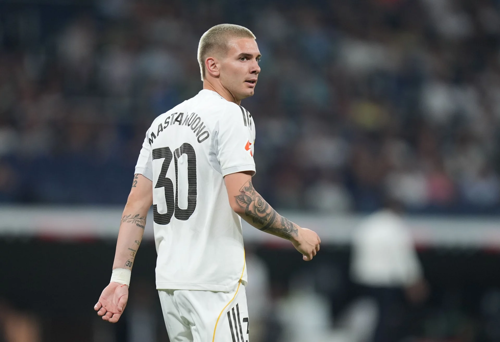 Mastantuono, protagonista de las notas de los jugadores del Real Madrid contra Osasuna.