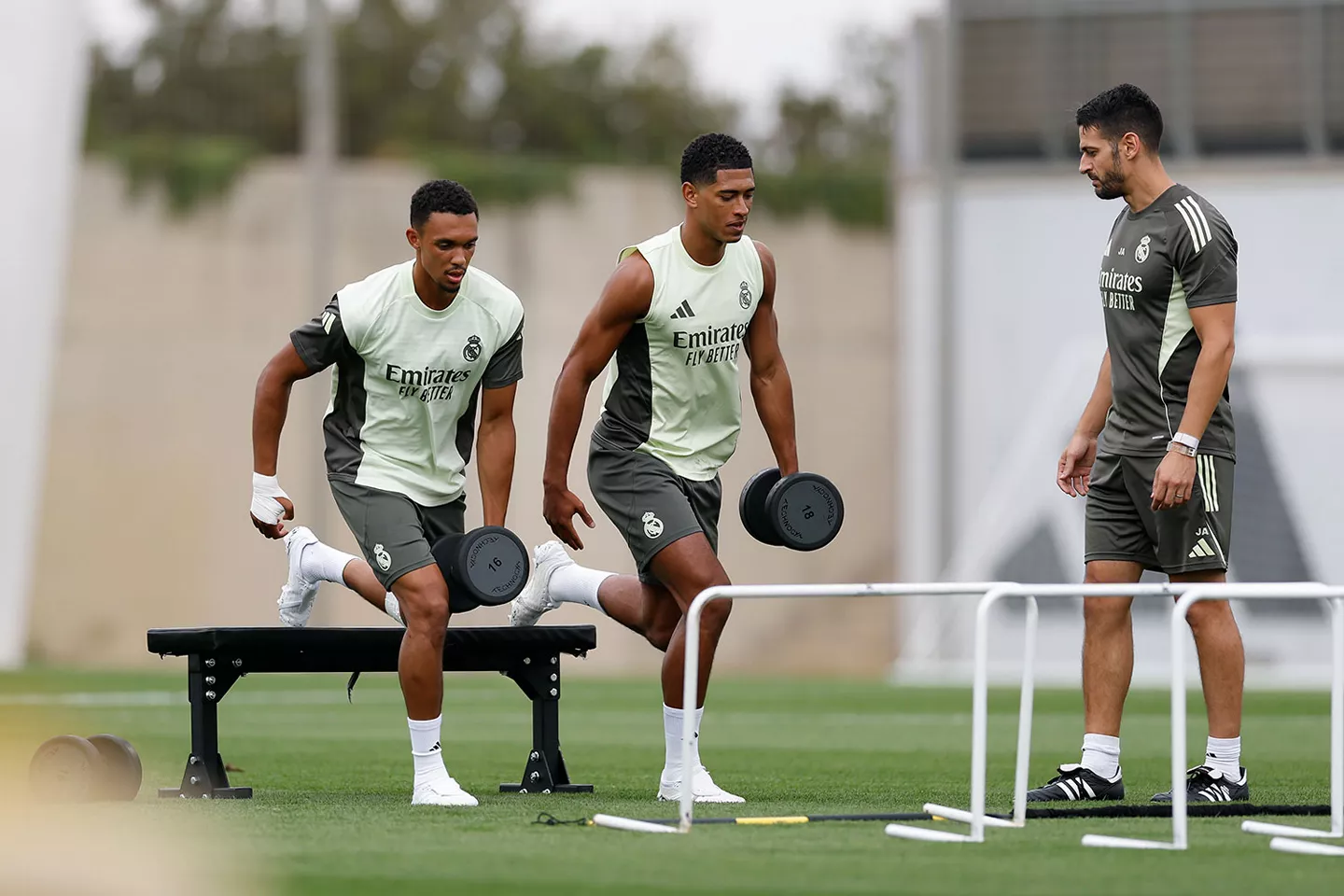 El regreso de Bellingham podría cambiarlo todo Bellingham se entrena con el Real Madrid preparando su regreso tras su lesión