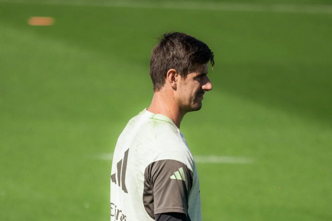 Courtois, durante el entrenamiento del 26 de septiembre de 2025
