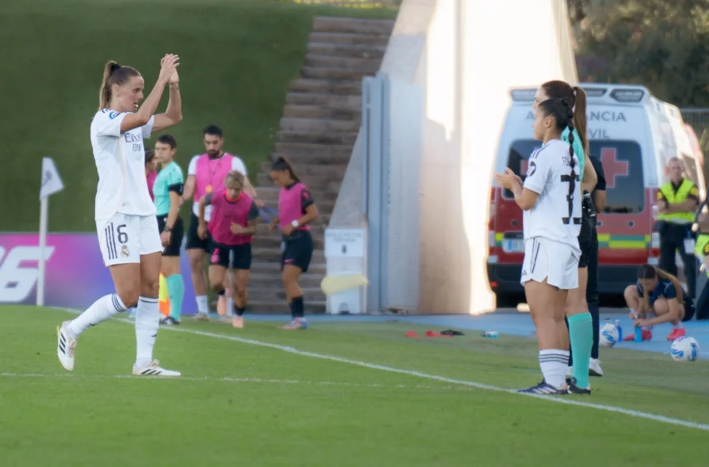 Adriana Folgado debuta con el primer equipo del Real Madrid.