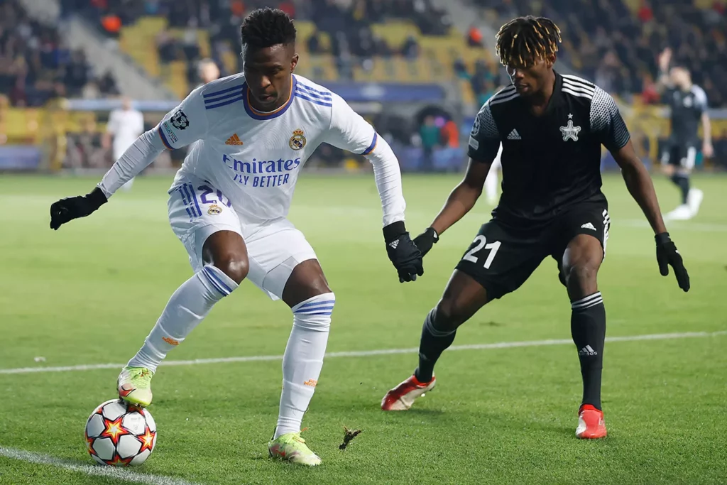 El Real Madrid viajó a Moldavia por primera vez en 2021 para jugar contra el Sheriff Tiraspol