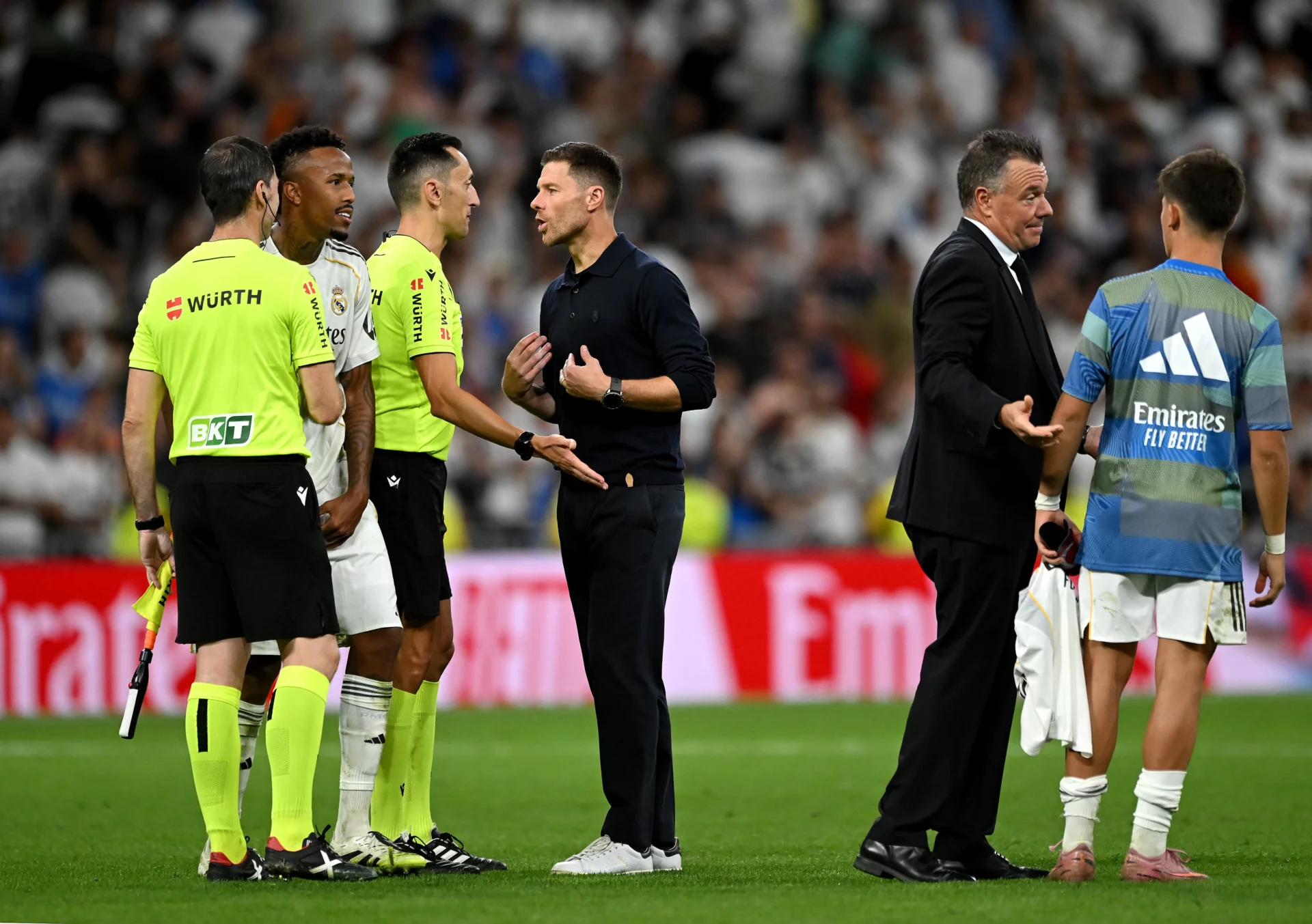 Real Madrid TV vuelve a denunciar los errores arbitrales