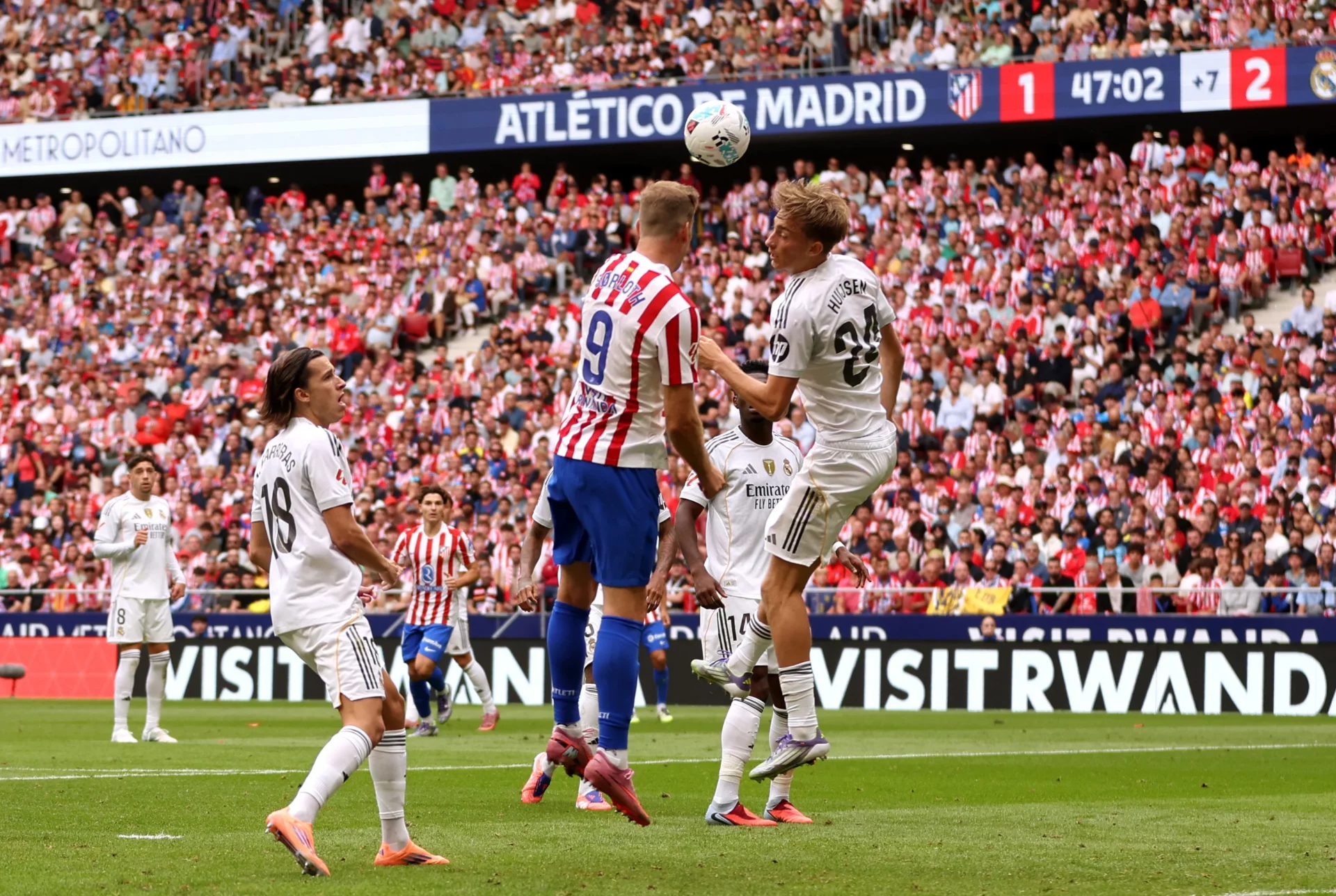 Los centros laterales, el punto débil del Real Madrid de Xabi Alonso