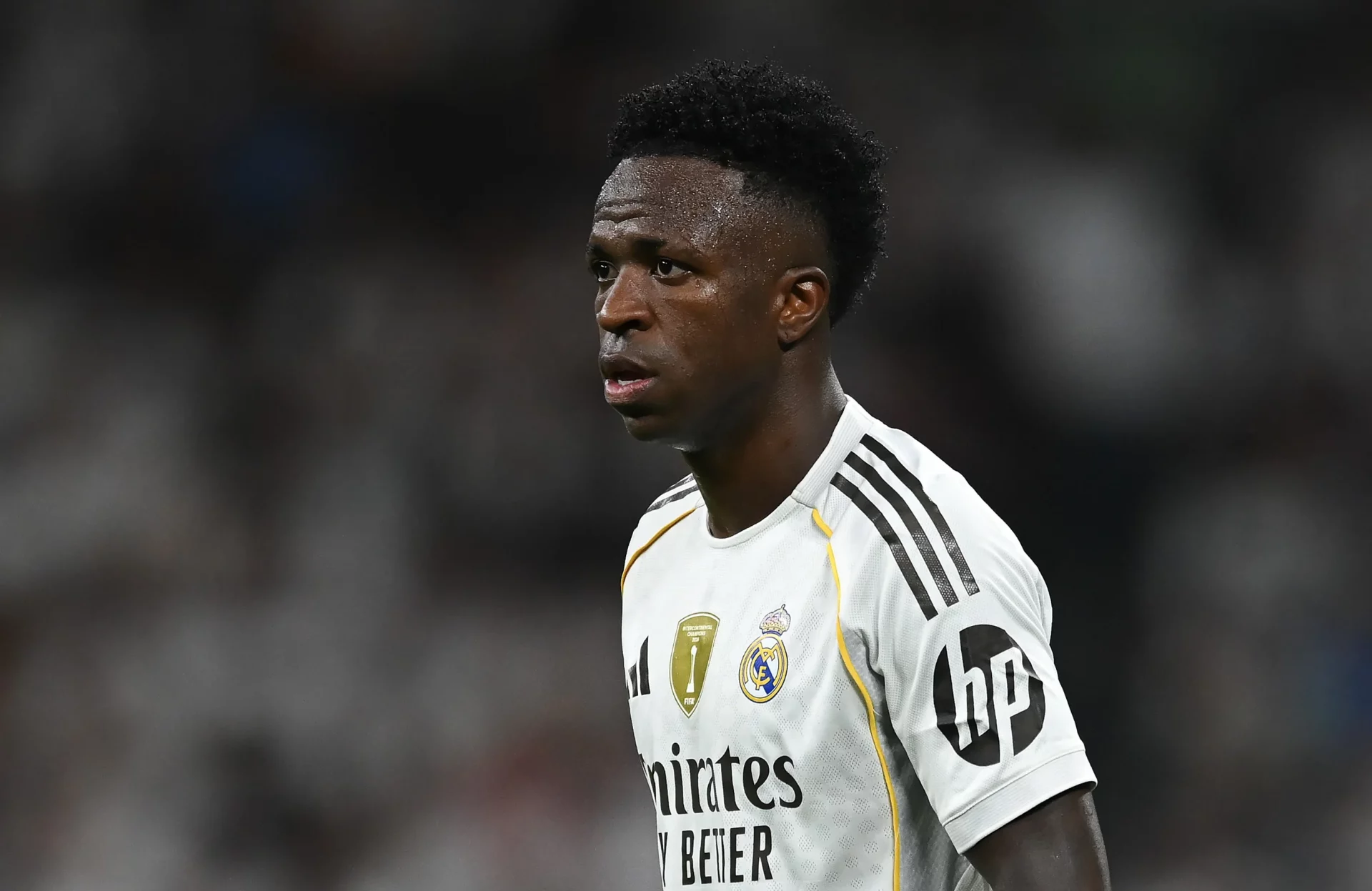 Vinicius Junior durante un partido con el Real Madrid en el Santiago Bernabéu