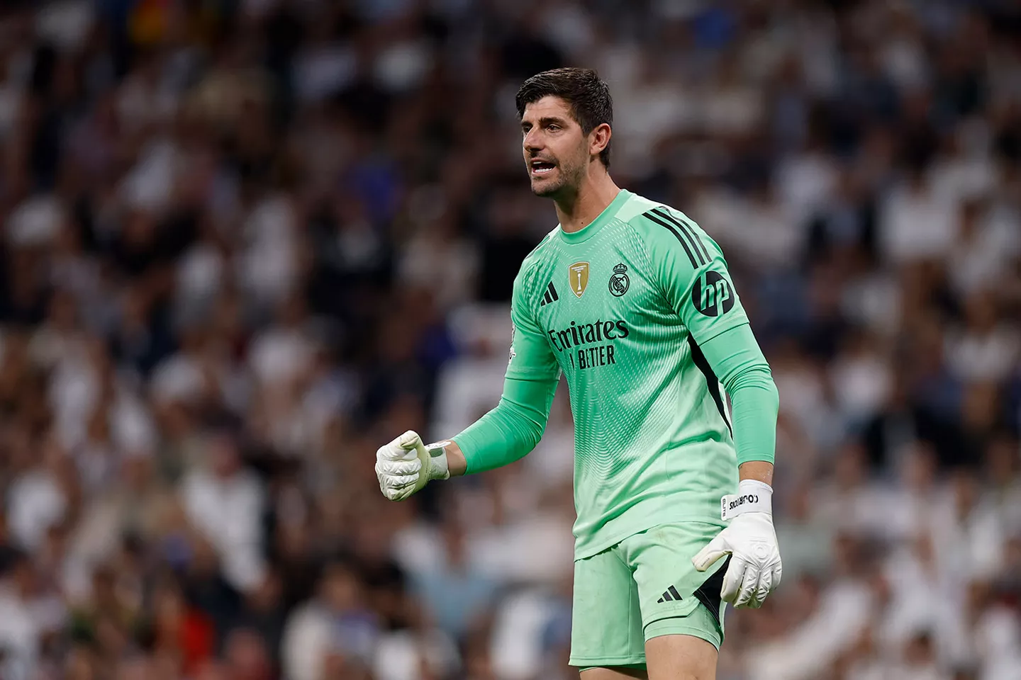Thibaut Courtois celebra su parada contra la Juventus