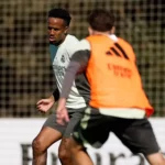 Éder Militao entrena con el grupo y apunta al partido contra el Villarreal