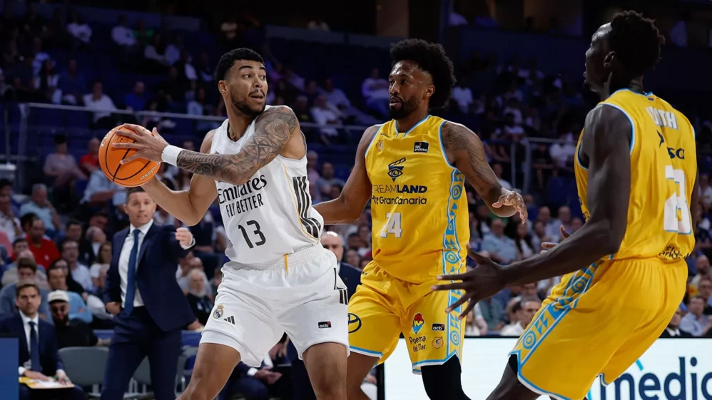 Oficial: Izan Almansa deja el Real Madrid Baloncesto