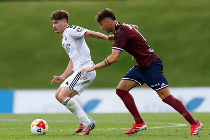 Jorge Cestero, el equilibrio perfecto del Real Madrid Castilla