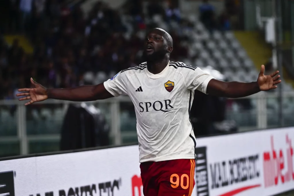 Lukaku celebra un gol en 2023, año en el que pudo fichar por el Real Madrid.