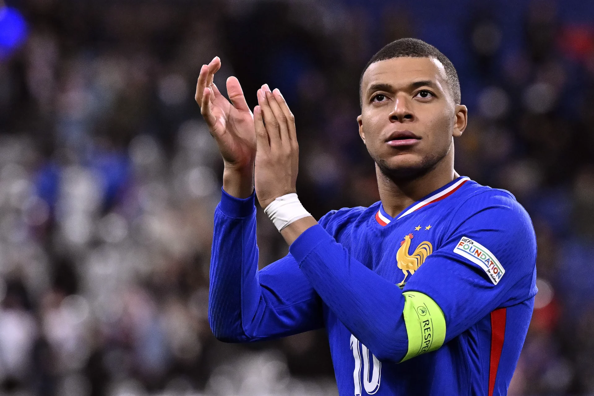 Mbappé se queda con la selección de Francia durante el parón