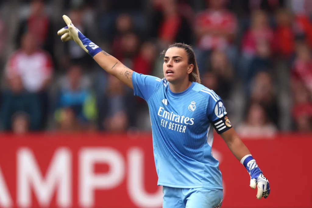 Misa Rodríguez ocupará la portería del Real Madrid Femenino durante la lesión de Frohms