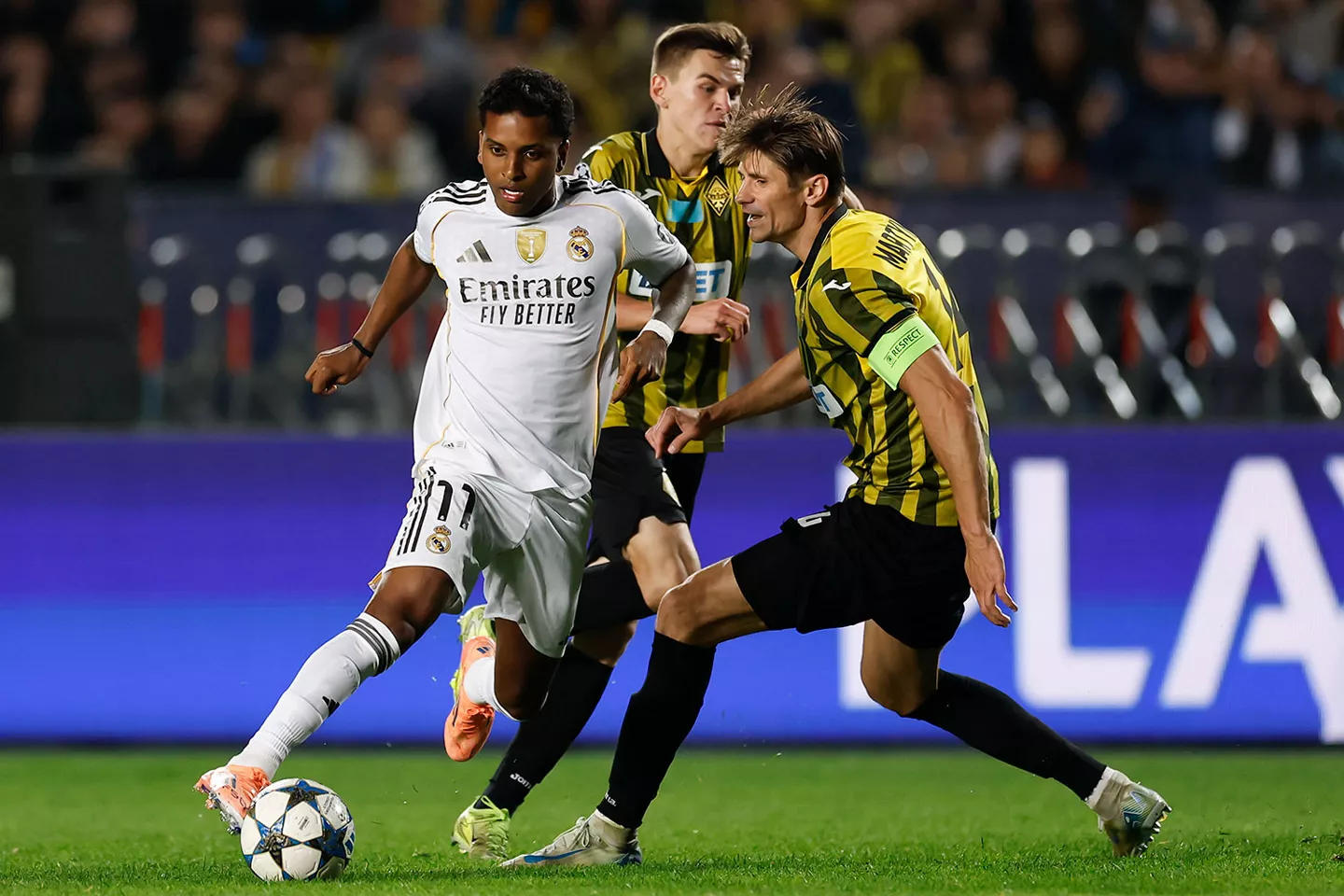Rodrygo volvió a dar una asistencia en Champions League contra el Kairat Almaty