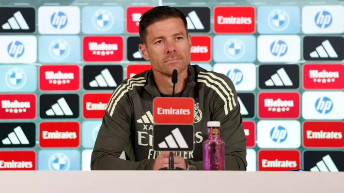 Xabi Alonso no entra al juego de Lamine: «Lo importante es lo que pase en el campo» Xabi Alonso no entra al juego de Lamine: «Lo importante es lo que pase en el campo»