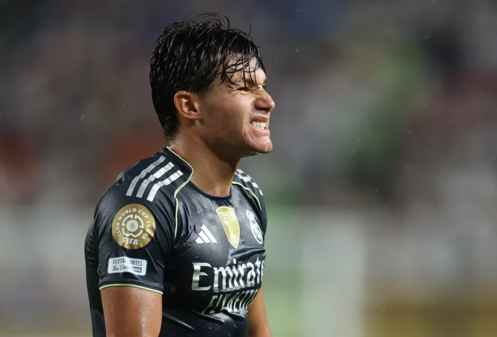 Fran García se lamenta durante un partido del Real Madrid.