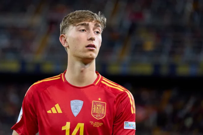 La Selección, piedra de toque para Dean Huijsen La Selección, piedra de toque para Dean Huijsen