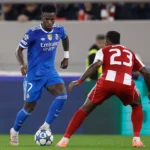 Vinicius vuelve a latir: exhibición sin gol ante Olympiacos