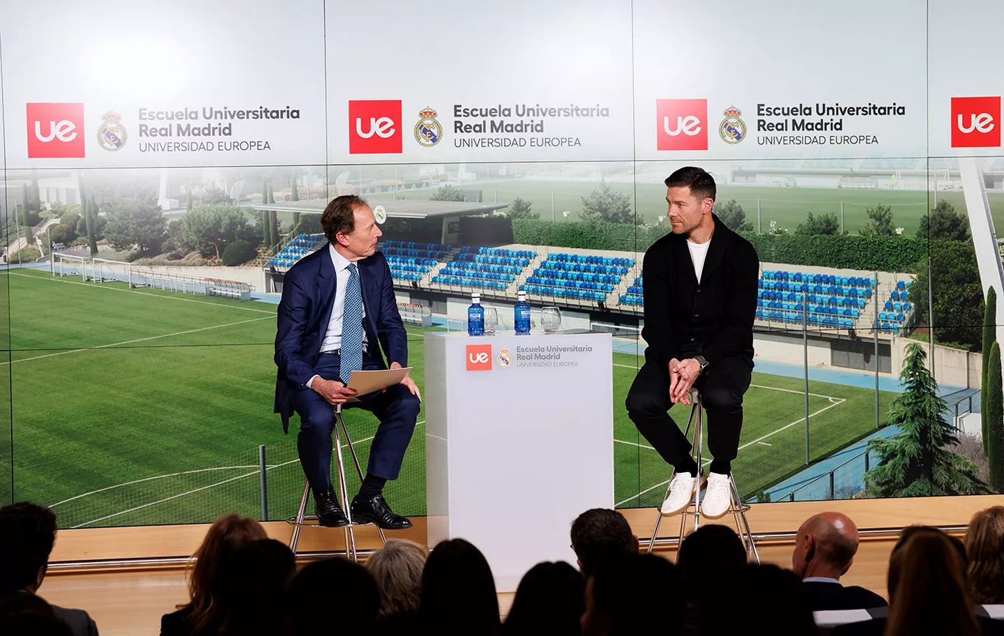 Xabi Alonso habló de sus inicios como entrenador en un acto de Escuela Universitaria Real Madrid Universidad Europea
