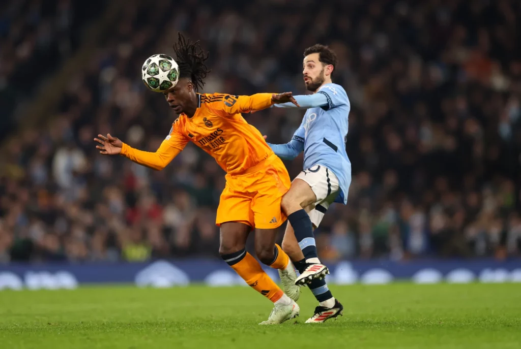 Bernardo Silva, durante un partido contra el Real Madrid, al que califica como "rey de Europa"