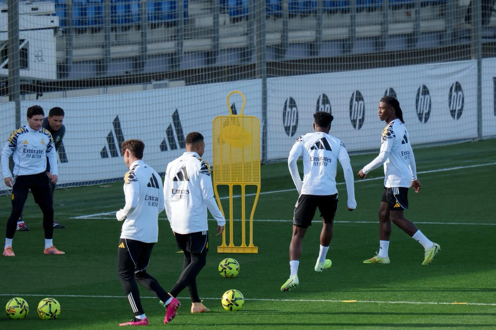 Camavinga, presente en el entrenamiento del Real Madrid antes de jugar contra el Celta.