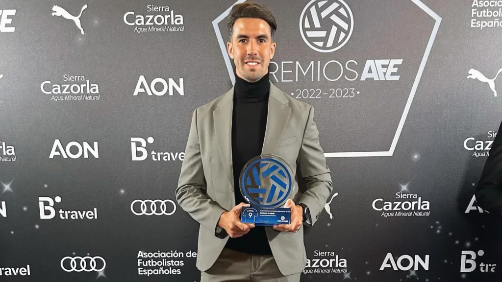 Gonzo Di Renzo fue uno de los premiados en la Gala de Premios AFE de la temporada 2022-23.