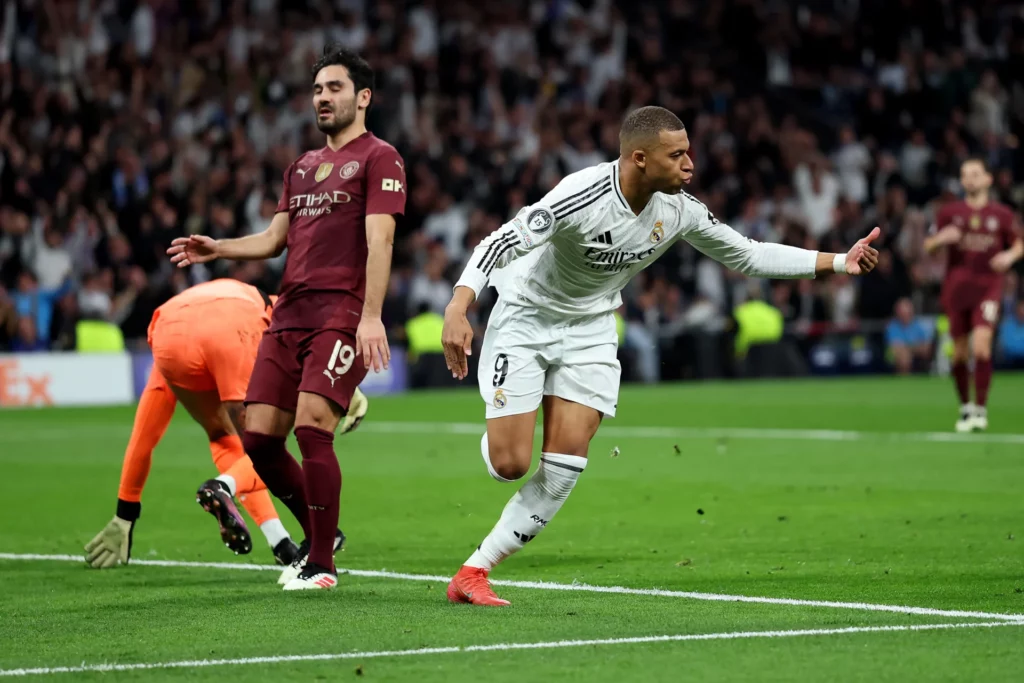 Kylian Mbappé celebra un gol contra el Manchester City en el último partido en el Santiago Bernabéu.
