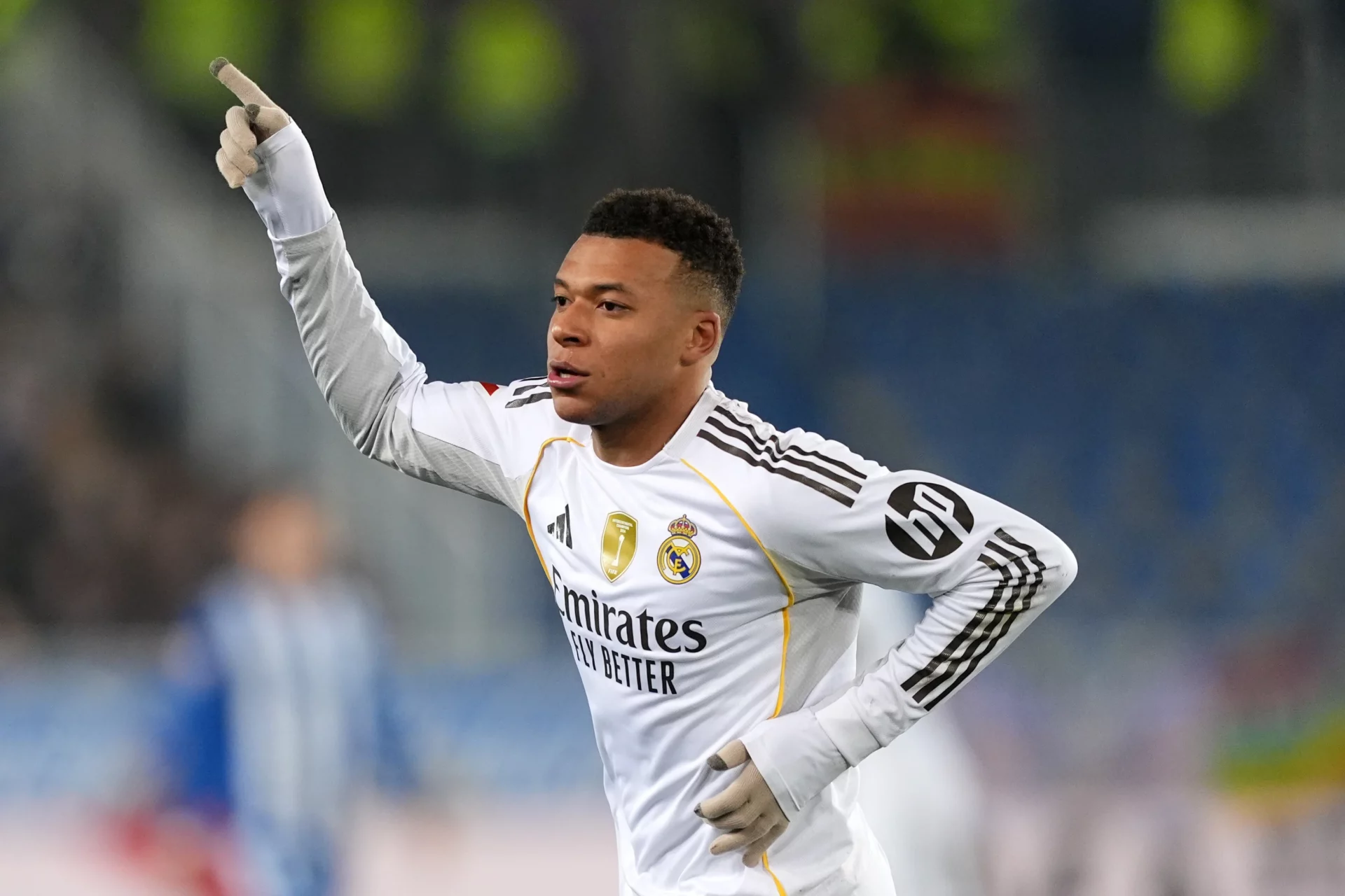 Opinión: Mbappé, a ritmo de Cristiano Ronaldo Mbappé celebra su gol 56 en 2025 con el Real Madrid y está a tres del récord de Cristiano Ronaldo en 2013.