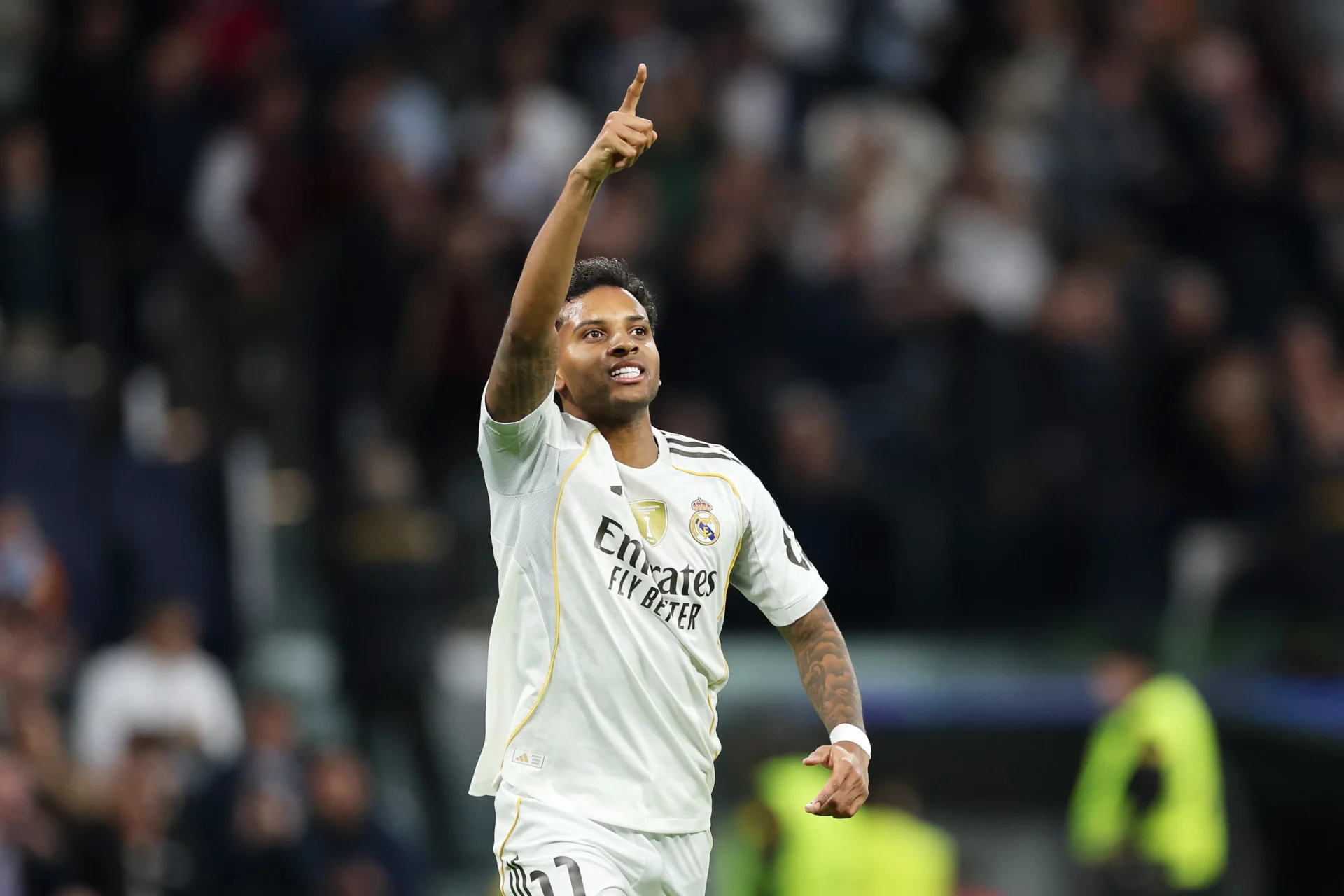 Rodrygo prolonga su idilio ante el Manchester City Rodrygo celebra un gol contra el Manchester City en el Santiago Bernabéu.