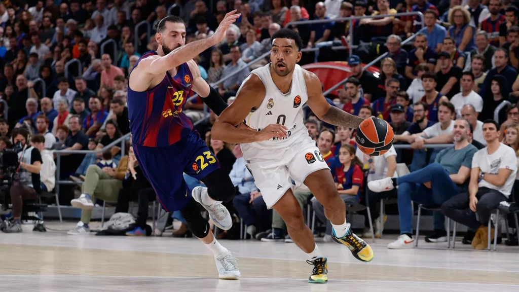 Trey Lyles, durante un partido del Real Madrid contra el Barcelona, después de que Scariolo descartase su regreso a la NBA.