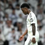 Vinicius pierde apoyos entre el madridismo y los gana en el vestuario