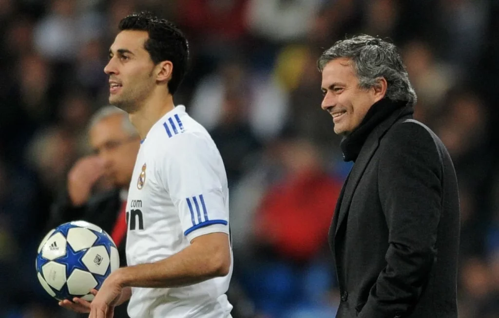 Álvaro Arbeloa y José Mourinho, durante su etapa en el Real Madrid.