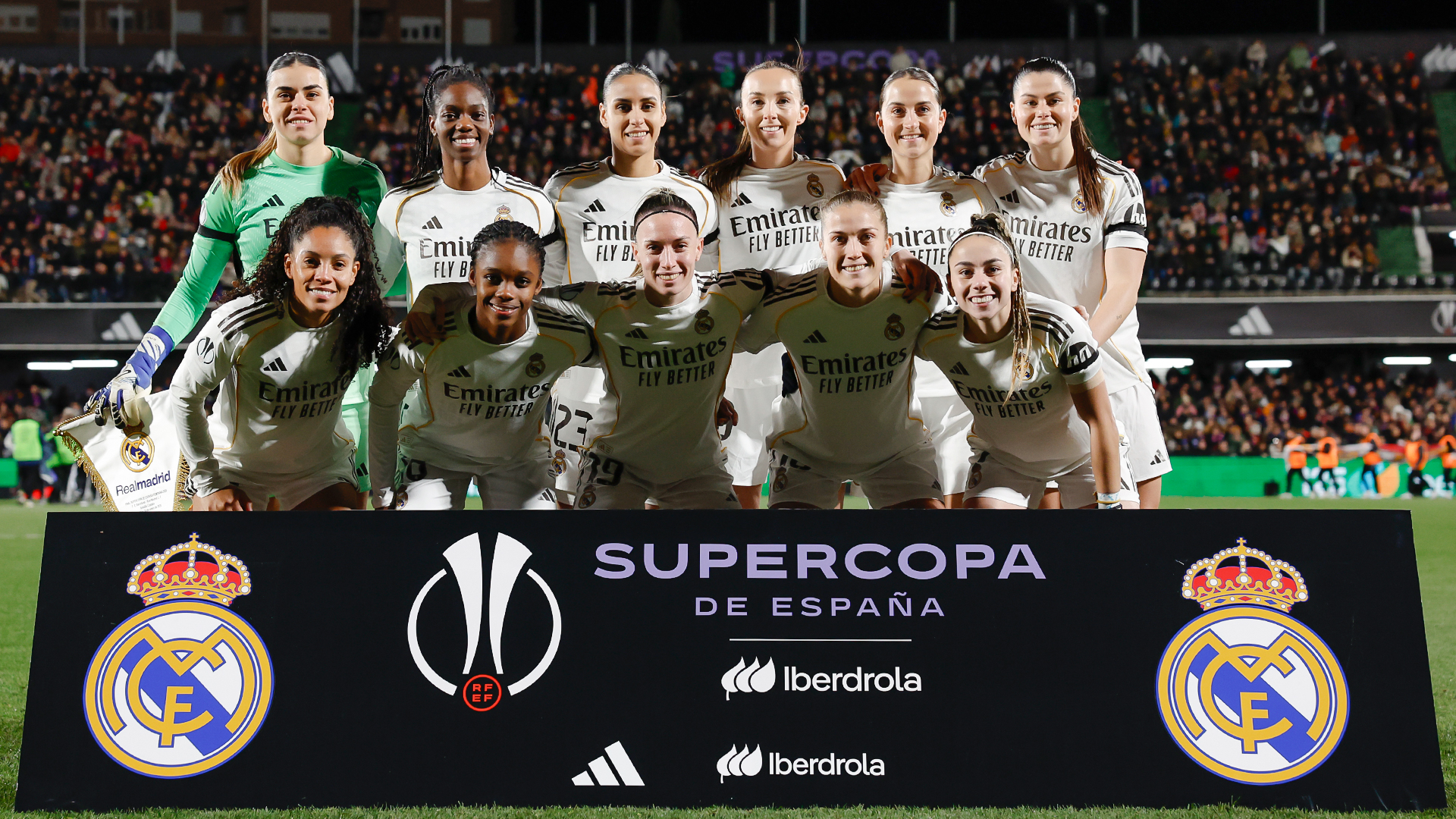 La alineación titular del Real Madrid Femenino en la derrota contra el Barcelona en la final de la Supercopa