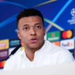 Mbappé: «Si se pita tiene que ser a toda la plantilla, no sólo a un jugador»