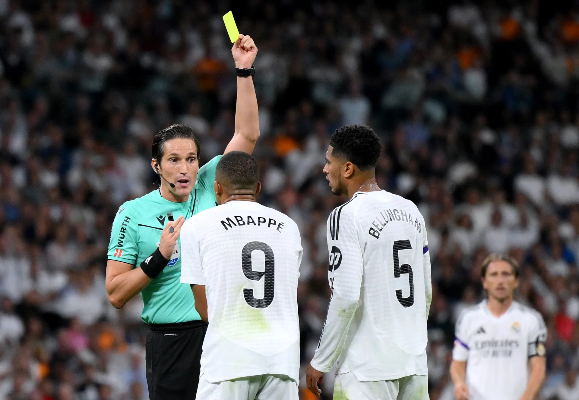 Munuera Montero, el árbitro elegido para la final de Supercopa entre Real Madrid y Barça Munuera Montero, en acción durante un partido del Real Madrid.