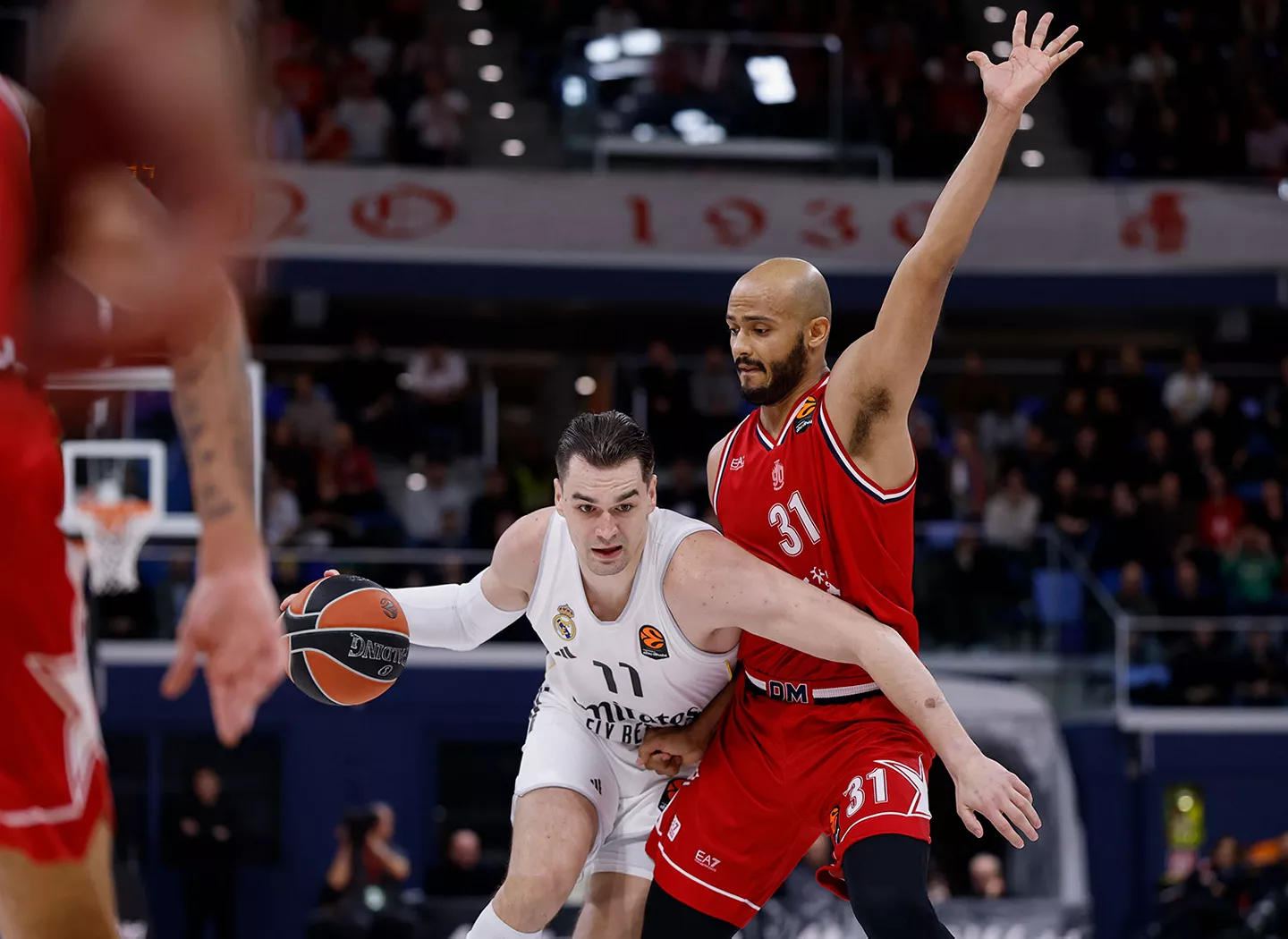 Hezonja, durante el último partido entre Real Madrid y Olimpia Milano.