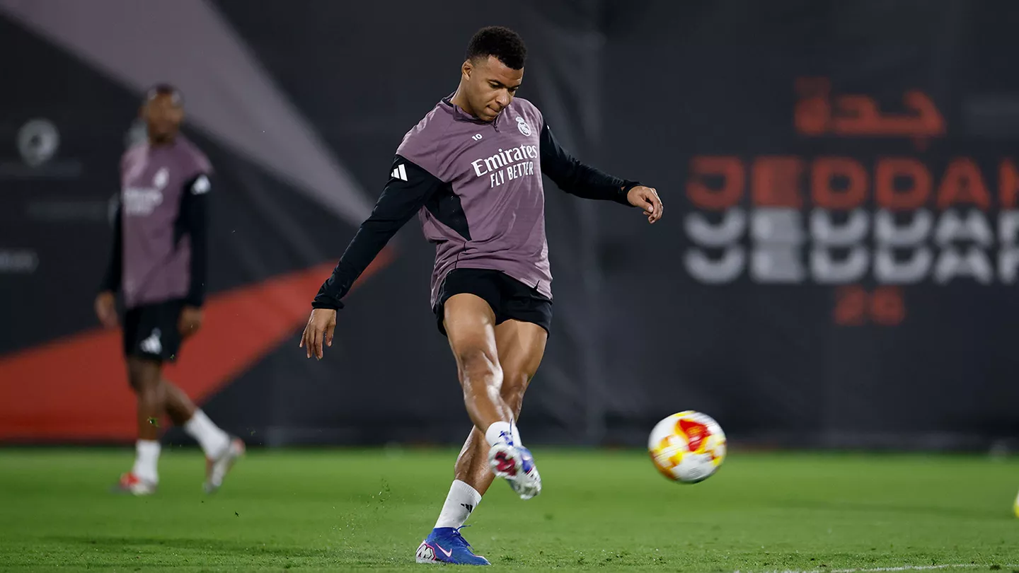 Así está la última hora del Real Madrid para la final de la Supercopa: Mbappé, Rüdiger, Mendy… Mbappé es duda de última hora en el Real Madrid para la final de la Supercopa.