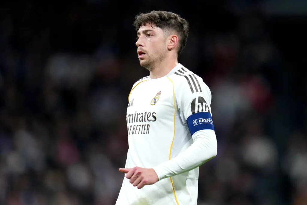 Valverde actuó como lateral en el último partido del Real Madrid entrenado por Arbeloa.