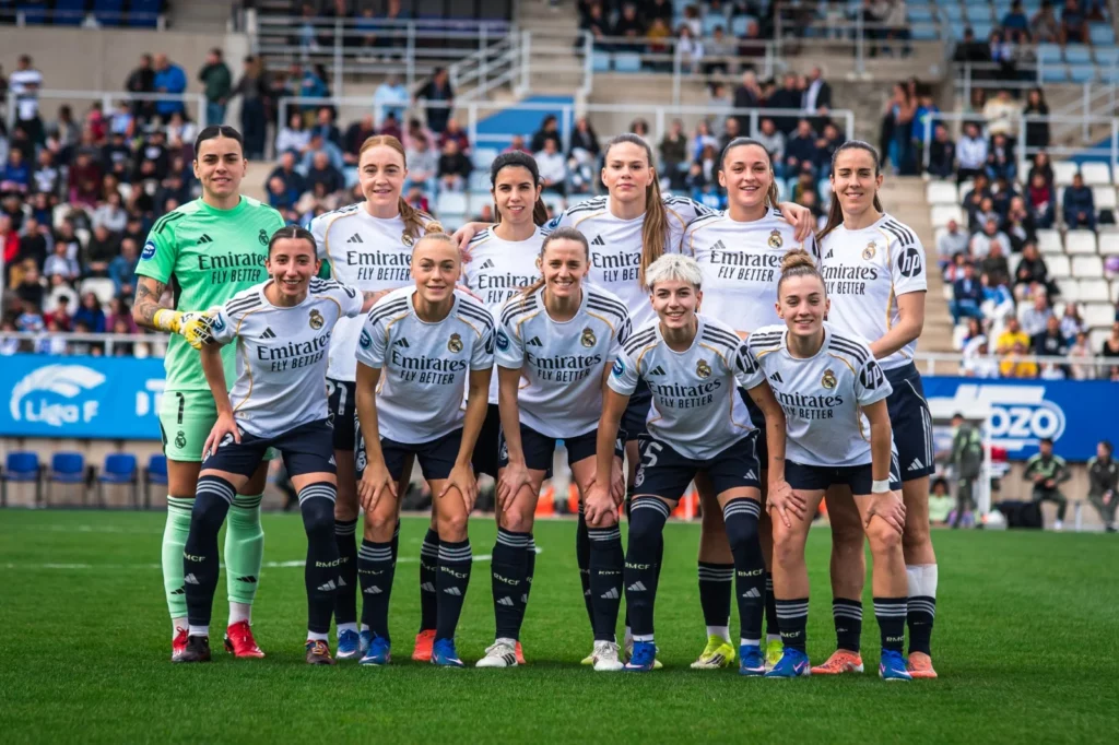 La alineación titular del Real Madrid Femenino en su partido en Lorca frente al Alhama CF.