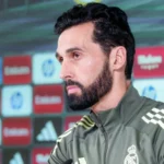 Arbeloa respalda a Vinicius: «Si se hubiese querido marchar, lo habríamos hecho todos detrás de él»