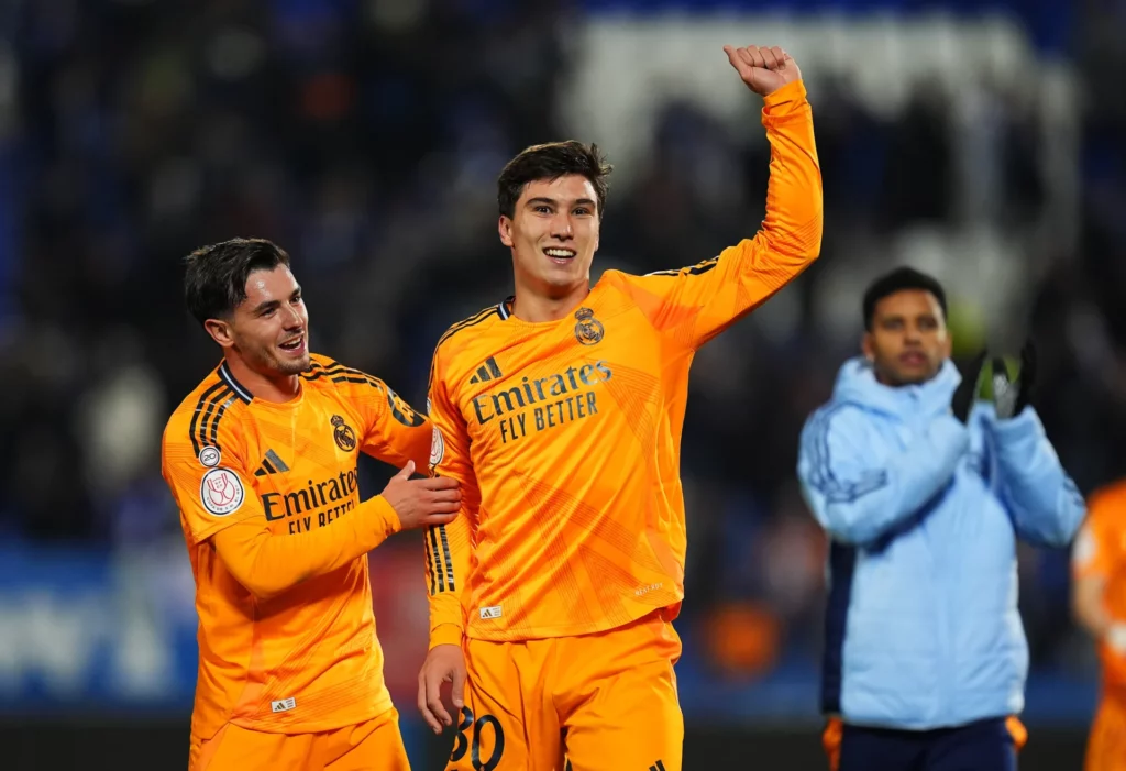 Gonzalo y Brahim son los favoritos a sustituir a Rodrygo en la alineación en Mestalla.