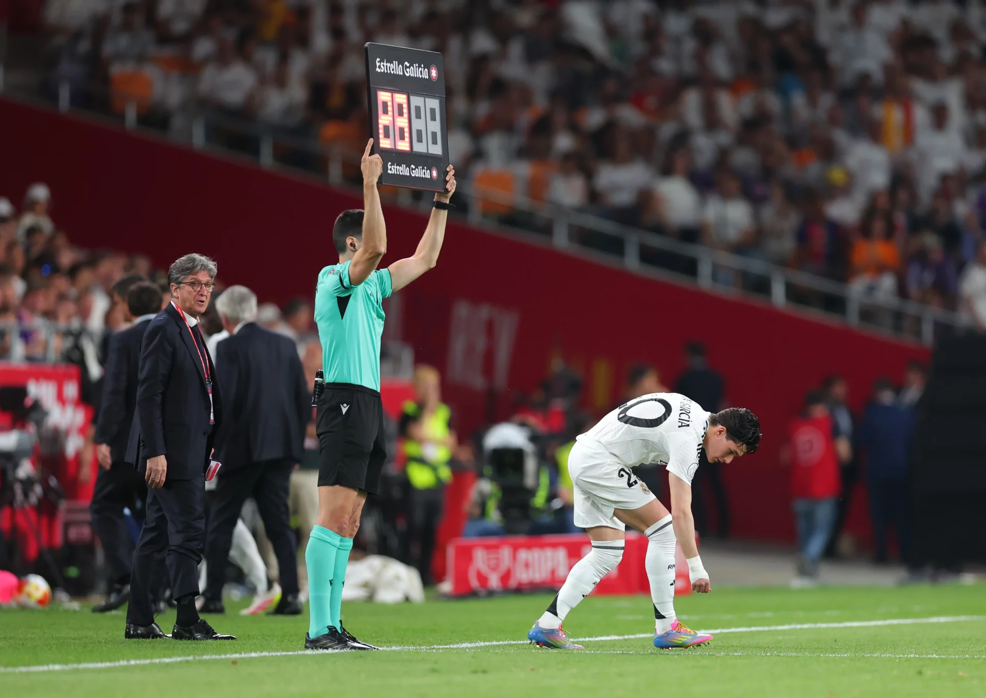 Mendy y Fran García piden paso en Vigo