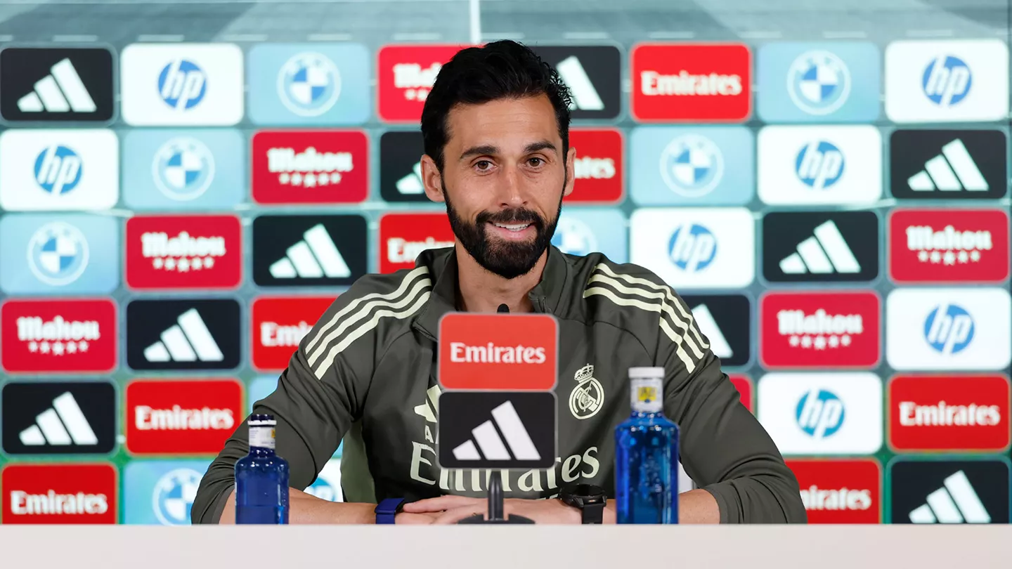 Álvaro Arbeloa en la rueda de prensa previa al Real Madrid - Girona.