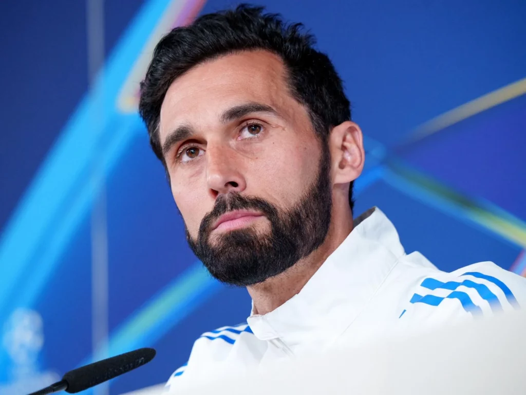 Álvaro Arbeloa durante la rueda de prensa en Valdebebas previa al partido entre Real Madrid y Bayern de Múnich.