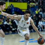 Fenerbahçe 69-74 Real Madrid: Victoria clave en un partido de oficio en Estambul