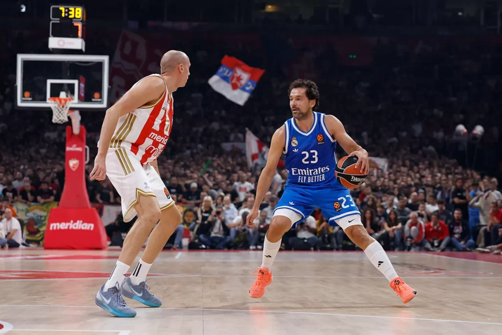 Sergio Llull en un partido de Euroliga entre Real Madrid y Estrella Roja.