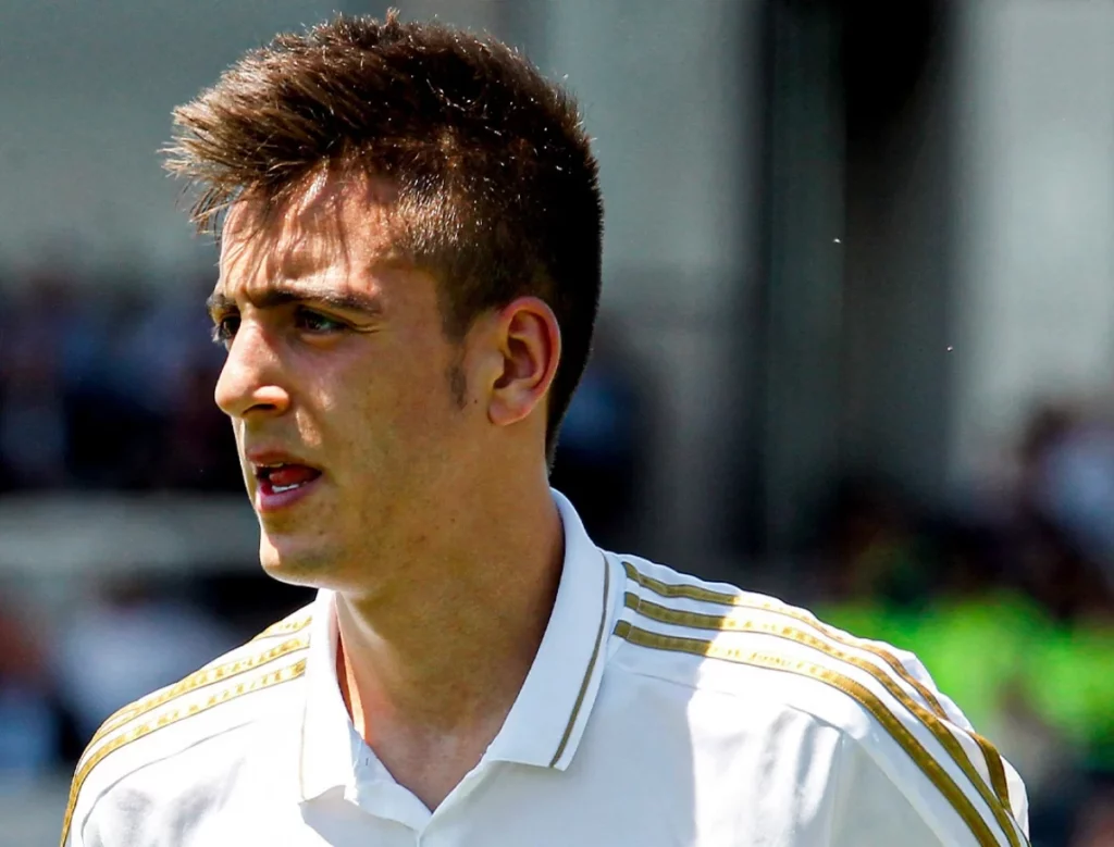 Joselu Mato durante un partido del Real Madrid Castilla en el último ascenso a Segunda División.
